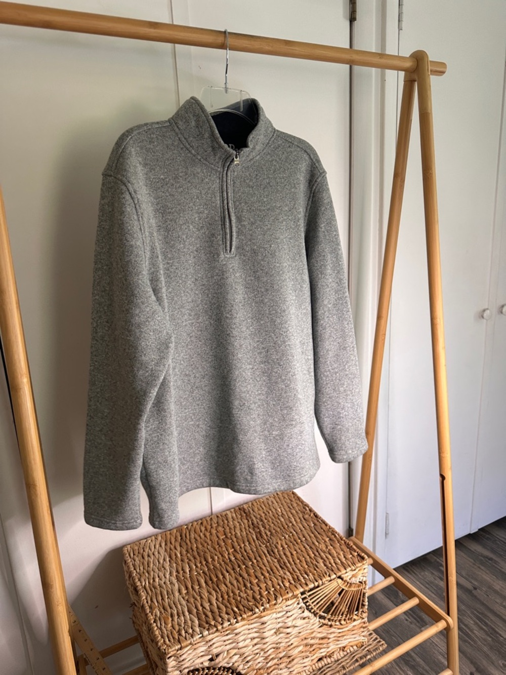 Izod‎ Heather Gray Half-Zip Sweater